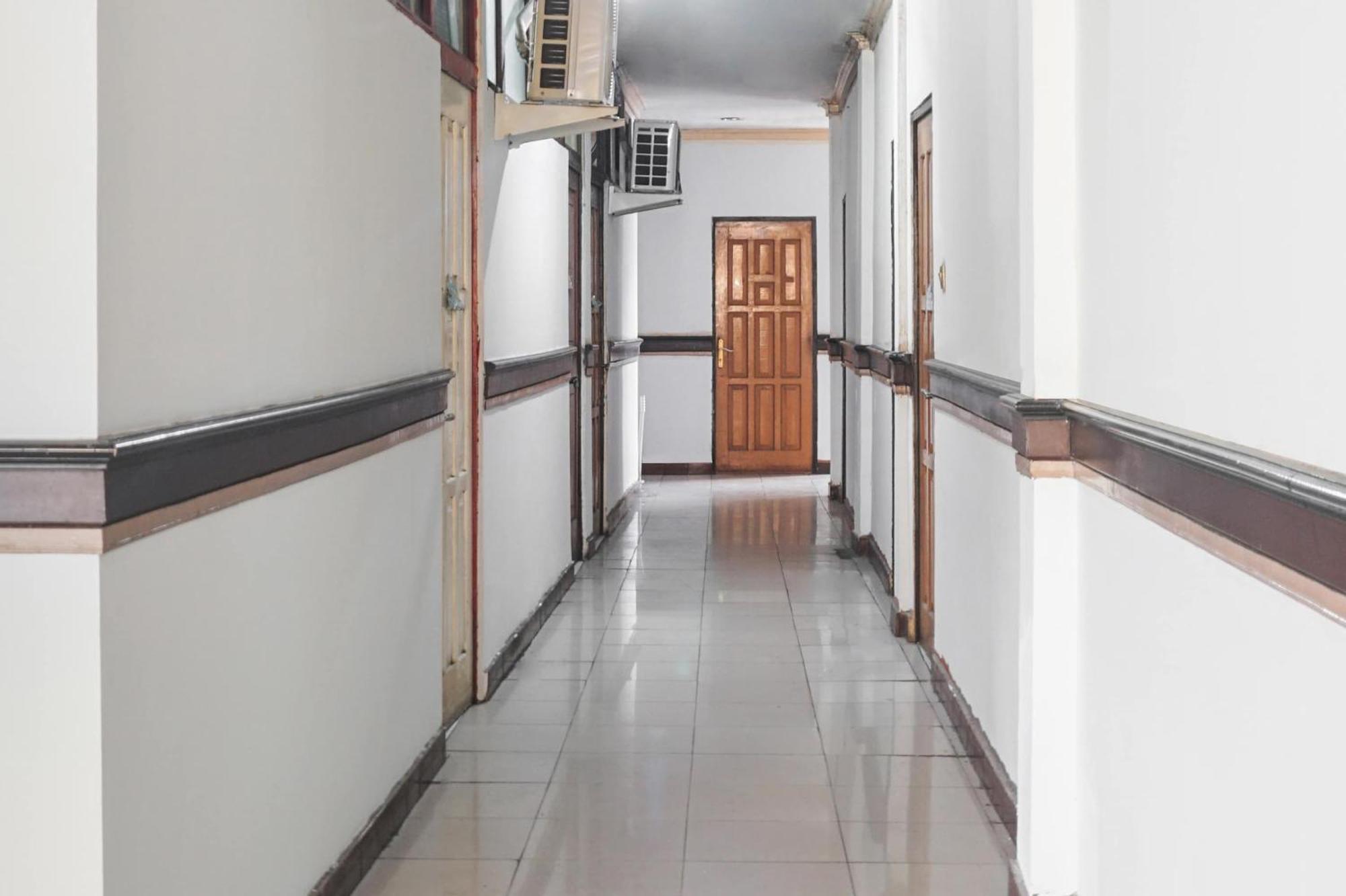 Spot On 92890 Losmen Bahalap Syariah Marabahannearsiring Marabahan Ulek Barito Banjarmasin (South Kalimantan) Exterior foto