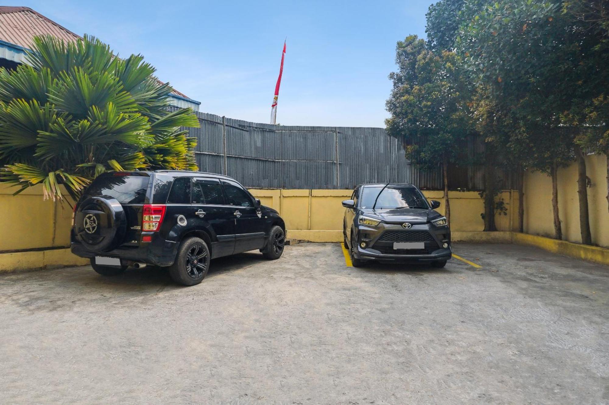 Spot On 92890 Losmen Bahalap Syariah Marabahannearsiring Marabahan Ulek Barito Banjarmasin (South Kalimantan) Exterior foto